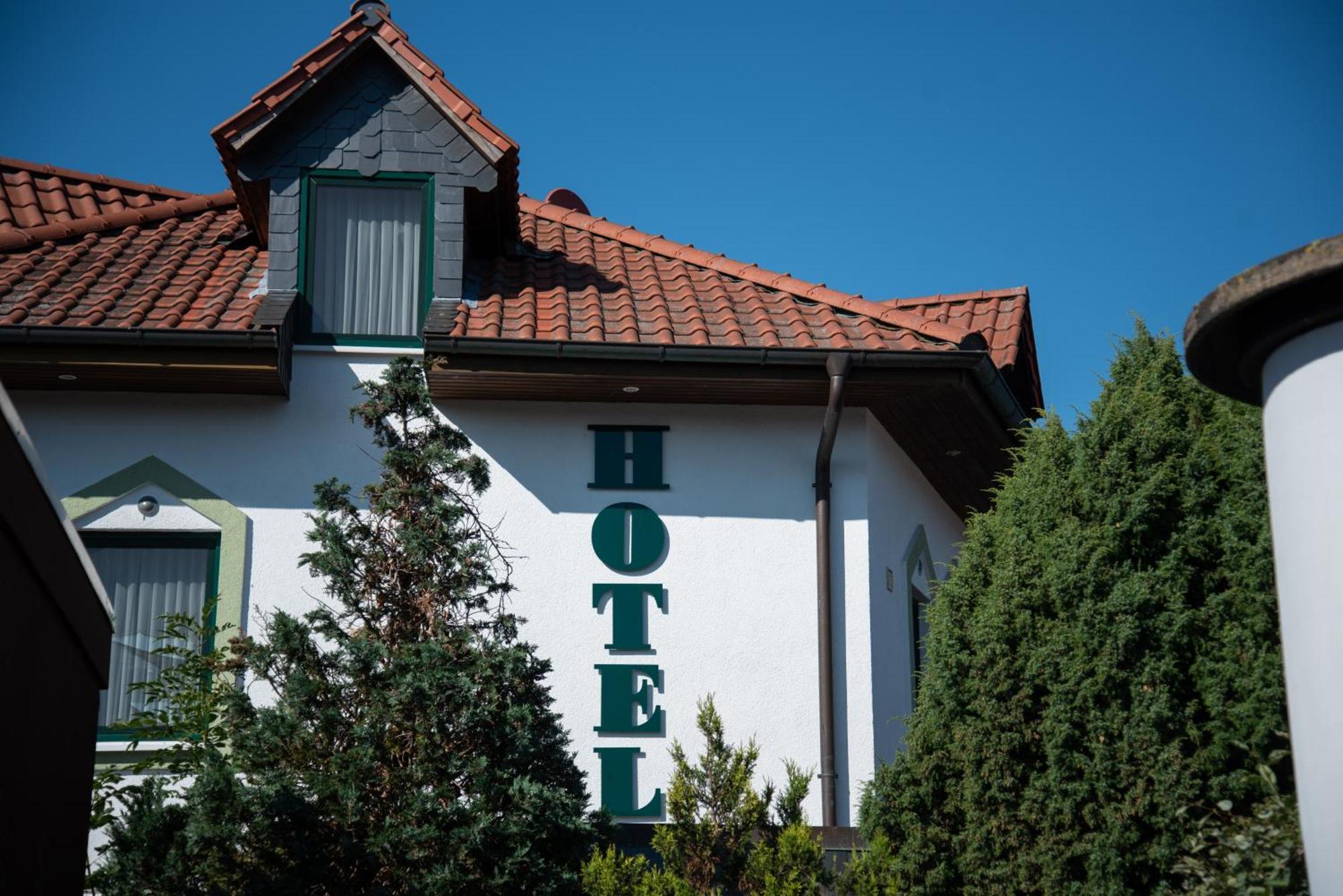 Hotel Brauhaus Weyhausen Exterior foto